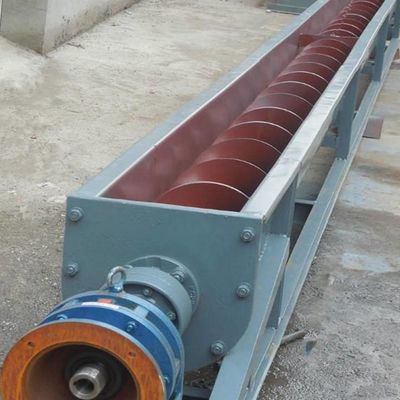สกรูลำเลียงเหล็กกล้าคาร์บอน 2m3 / H ระบบสายพานลำเลียงเกลียวแบบไม่มีเพลาถ่านหินเถ้าถ่านหิน