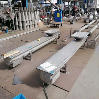 U Type Screw Conveyor สำหรับกากตะกอนซีเมนต์ขี้เถ้าแร่ Ore Grain