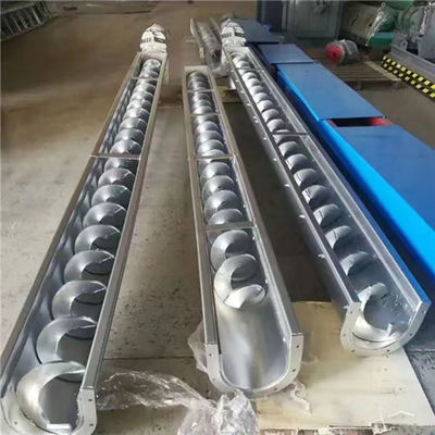 สายพานสกรูเหล็กกล้าคาร์บอนที่ปรับแต่งได้สายพานป้อนผงแห้งชนิด U ยาว 7 ม