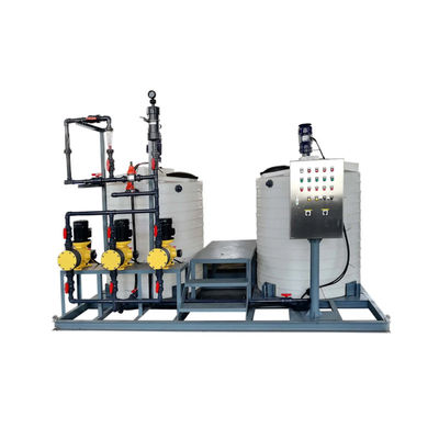 ระบบจ่ายสารตกตะกอน PE ประหยัดพลังงาน 2000L/H สำหรับระบบหมุนเวียนน้ำหล่อเย็นแบบหมุนเวียน