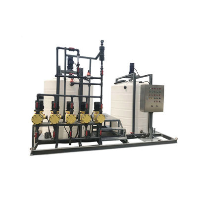 ระบบจ่ายสารตกตะกอน PE ประหยัดพลังงาน 2000L/H สำหรับระบบหมุนเวียนน้ำหล่อเย็นแบบหมุนเวียน