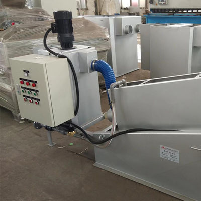 8 ลบ.ม. / ชม. สแตนเลส 304 สกรูกดกากตะกอนอุปกรณ์แยกน้ำกันสนิม