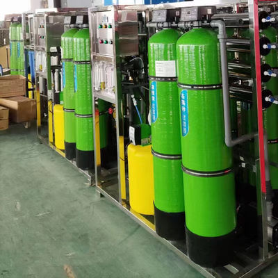 2000LPH Industral Reverser Osmosis Equipment เครื่องกรองน้ำ RO เป็นมิตรกับสิ่งแวดล้อม