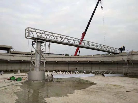 ระบบขูดหินปูนแบบท่อเดียว, เครื่องขูดถนนลาดยางอัตโนมัติแบบขับตรงกลาง