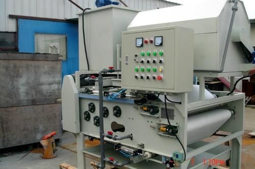 ISO9001 Gravity Sludge Thickener 40m3 / h ป้องกันการอุดตัน