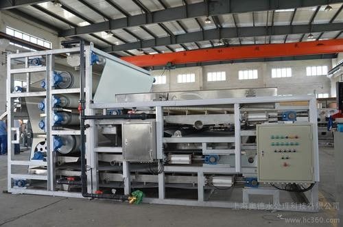 2000mm Sludge Gravity Thickener การบำบัดน้ำ Carbon Steel