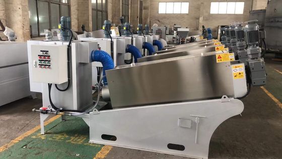 45m3 / h สกรู Dewatering เครื่อง Dewatering เหล็กคาร์บอน Dewatering สกรูกดเครื่อง