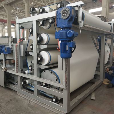 เทศบาลกดสกรูตะกอน Dewatering Machine Automatic Correction