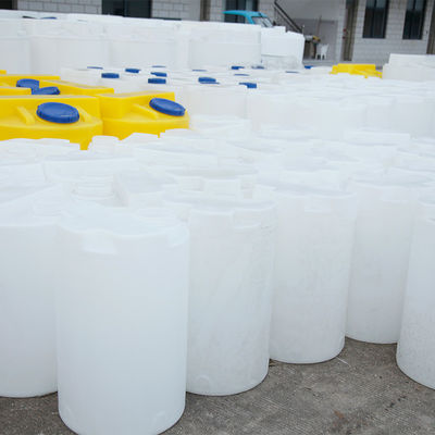 ถังจ่าย PE ด้านล่างกลมขนาด 100 ลิตร Pac / Pam การผสมสารน้ำเสียเคมี