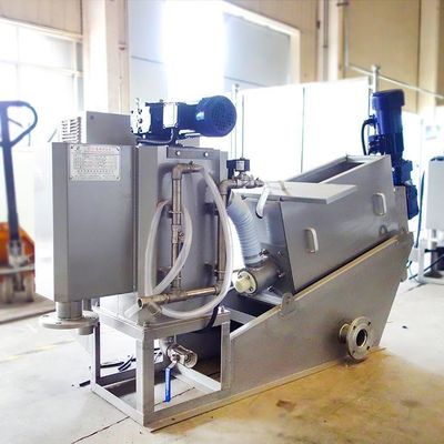 Screw Press Chemical Plant Sludge Dewatering Equipment อัตโนมัติเต็มรูปแบบ