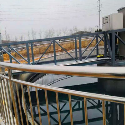 120Volt Central Drive Sludge Scraper System สำหรับการพิมพ์โรงบำบัดน้ำเสีย