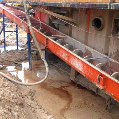 30t / H สายพานลำเลียงสกรู Ss แบบเอียงแบบพกพา U Groove Sludge Screw Belt Conveyor