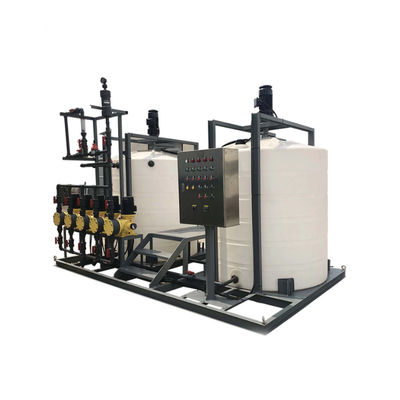 ระบบจ่ายสารตกตะกอน PE ประหยัดพลังงาน 2000L/H สำหรับระบบหมุนเวียนน้ำหล่อเย็นแบบหมุนเวียน
