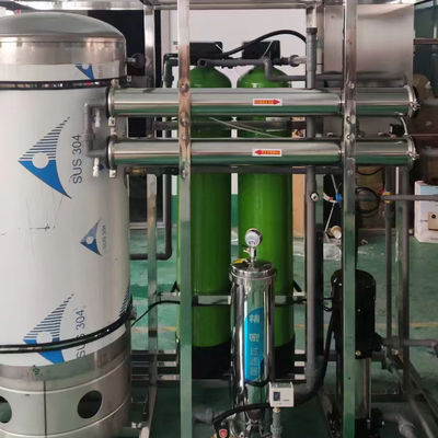 แบบจำลองระเบิด 1,000 ลิตร/ชั่วโมง อุปกรณ์ออสโมซิสผันกลับทางอุตสาหกรรม SS304