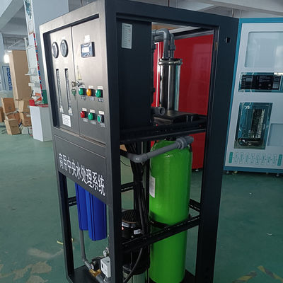 การปรับแต่ง 250LPH ระบบน้ำ Reverse Osmosis ระบบกรองน้ำ RO ในประเทศ