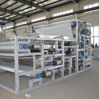 การเคลื่อนย้ายวงแหวนสกรูเพลาโรตารี่ดรัม Thickener Gravity Sludge Thickener 30m3 / H